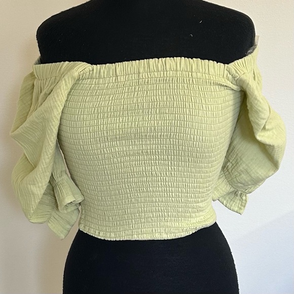 Sadie & Sage Crop top “ By the Shore”, in light green, Size S - Picture 6 of 9